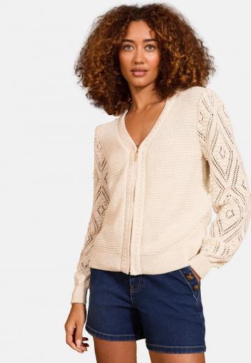 Вязаная кофта