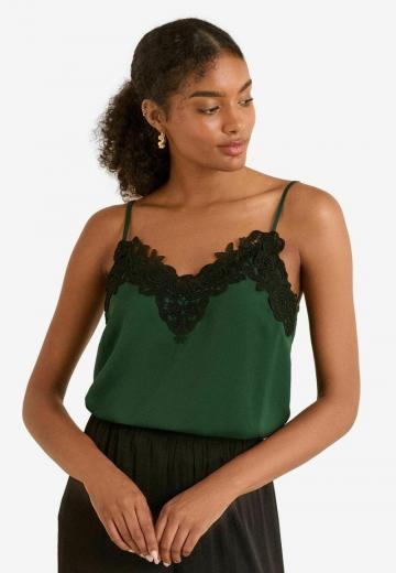 Топ на бретельках