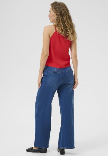 Топ на бретельках