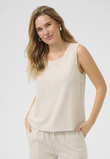 Блузка без рукавов