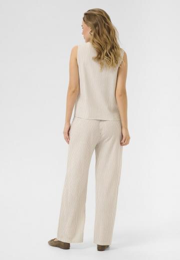 Блузка без рукавов