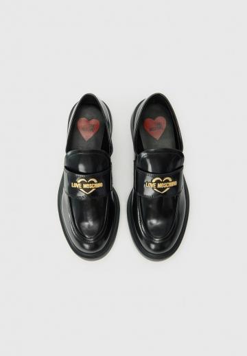 Полуботинки