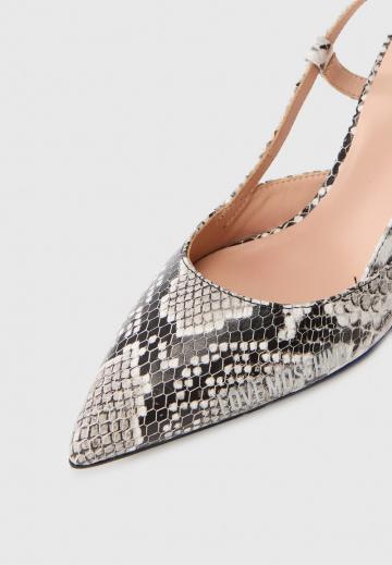 Туфли на высоком каблуке