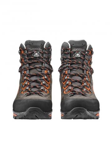 Походные ботинки