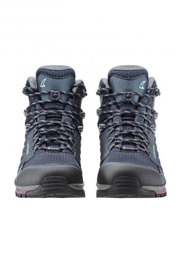 Походные ботинки