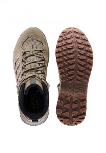 Походные ботинки