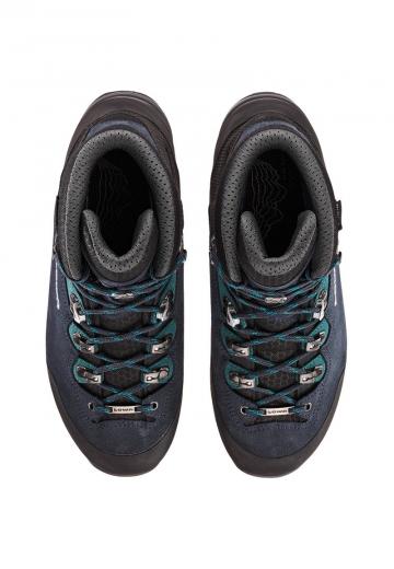 Походные ботинки