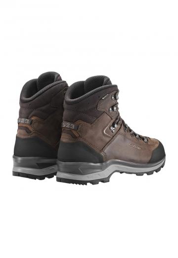 Походные ботинки