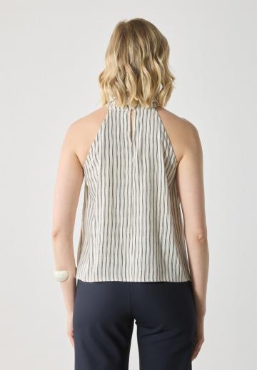Блузка без рукавов