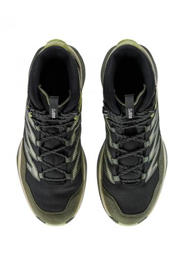 Походные ботинки