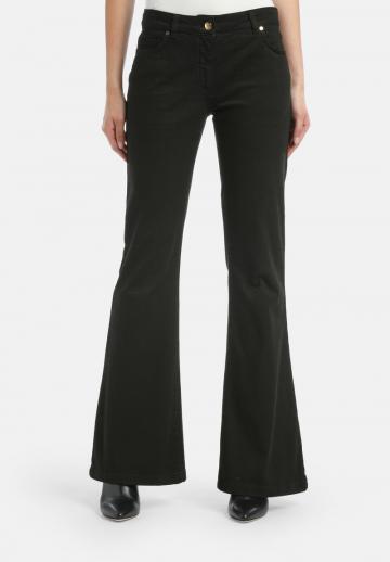 Клешеные джинсы