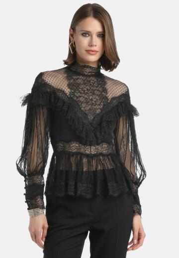 Кружевная блузка