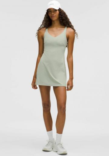 Спортивное платье