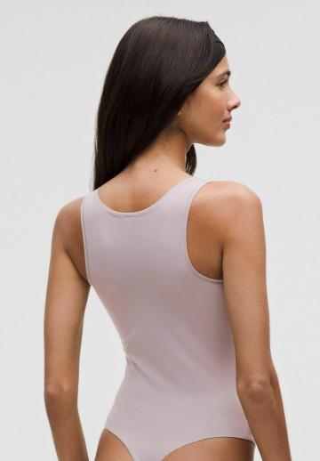 Спортивный топ