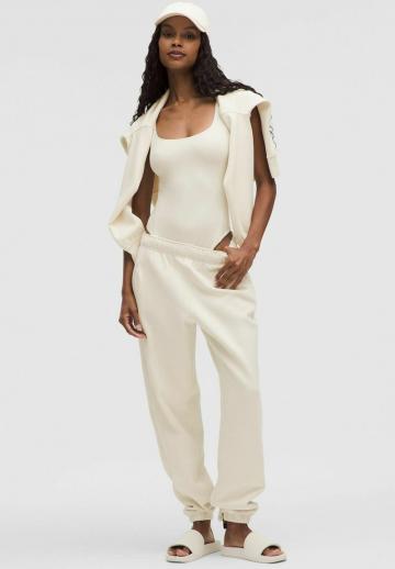 Спортивный топ