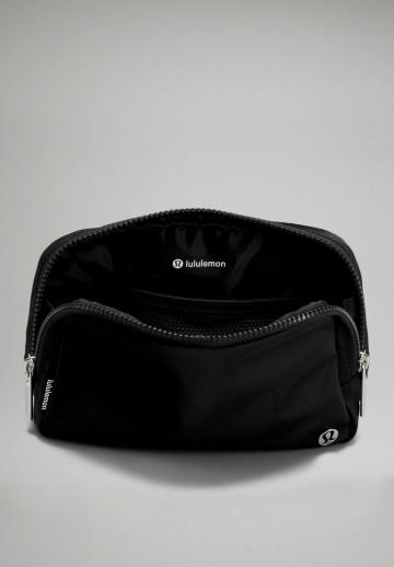 Сумка на пояс