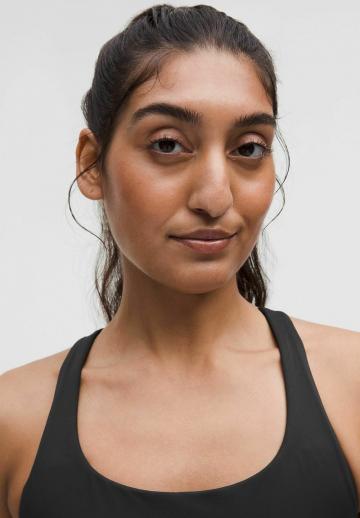 Спортивный бюстгальтер