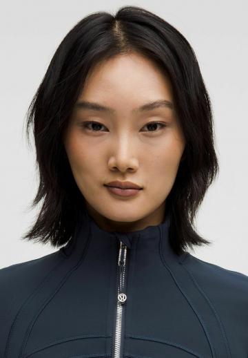 Спортивная куртка