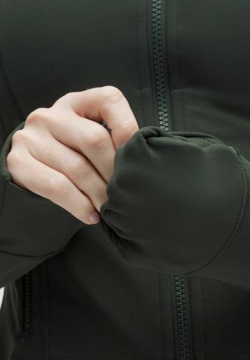 Спортивная толстовка