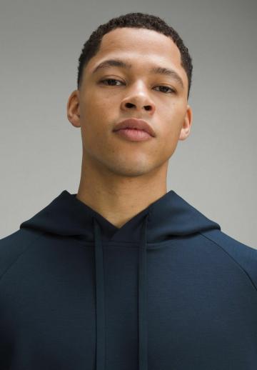 Спортивная кофта