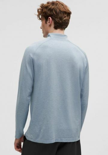 Спортивная кофта