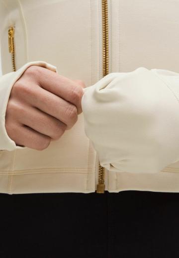 Спортивная толстовка