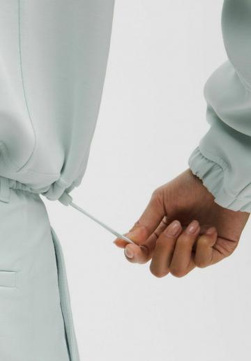 Спортивная куртка