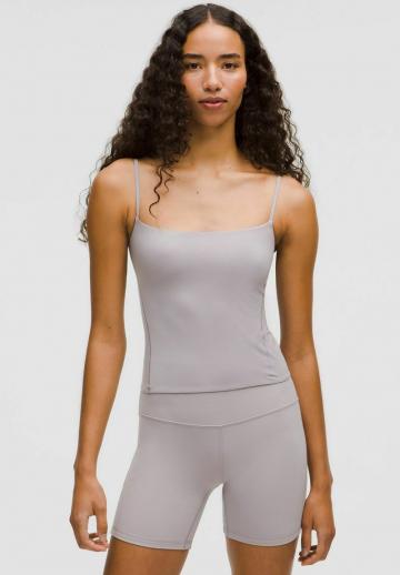 Спортивный топ