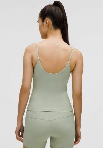 Спортивный топ