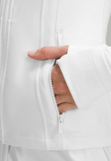 Спортивная куртка