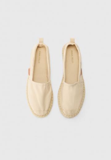 Эспадрильи