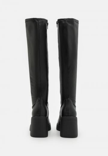 Сапоги на платформе