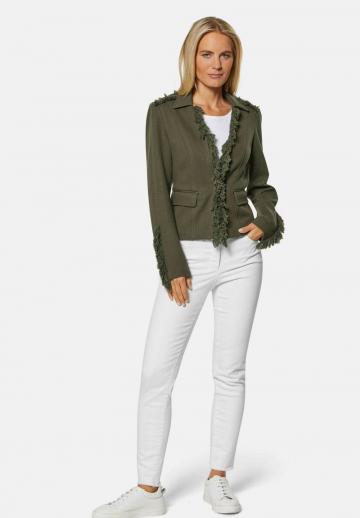 Блейзер с накладными карманами