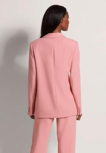 Короткое пальто