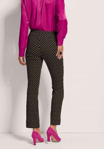 Узкие брюки