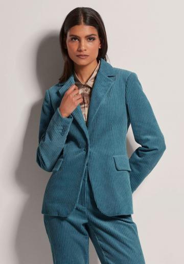 Вельветовая куртка