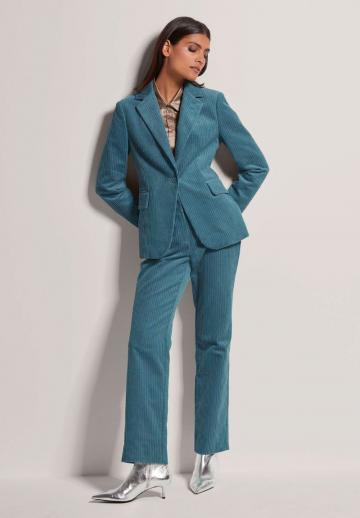 Вельветовая куртка