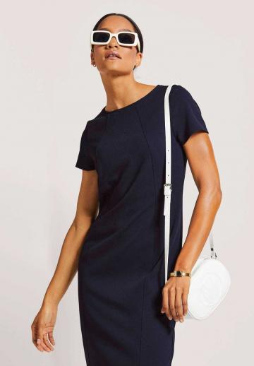 Платье футляр