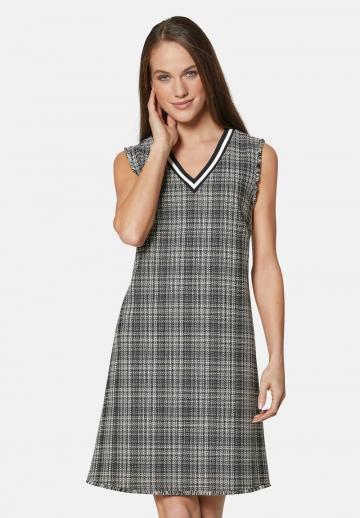 Короткое платье