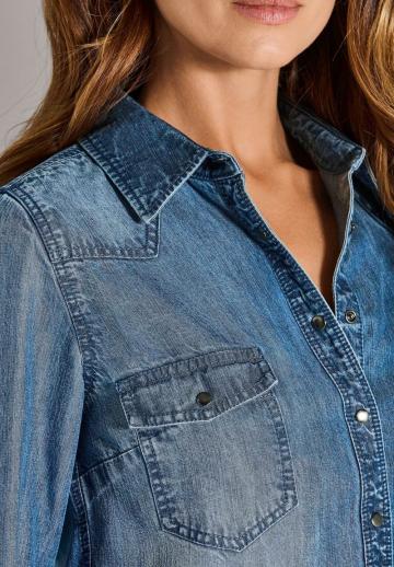 Джинсовая блузка