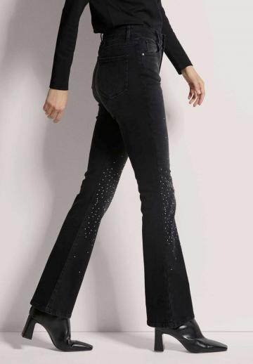 Клешеные брюки