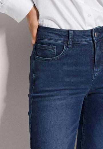 Клешеные брюки