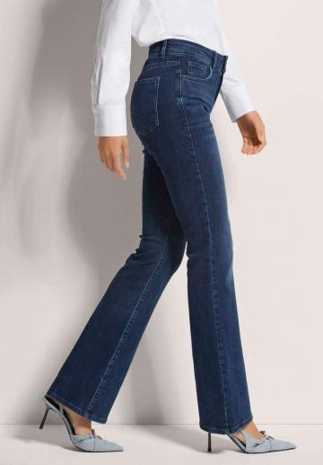 Клешеные брюки