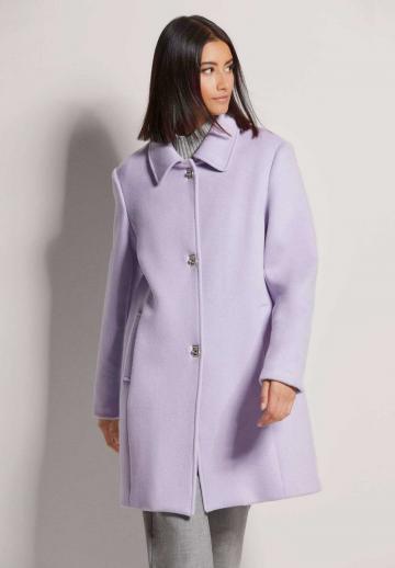 Короткое пальто