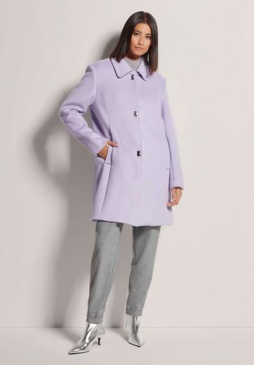 Короткое пальто