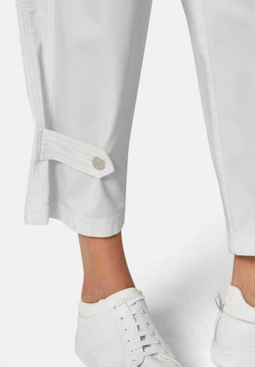 Короткие джинсы