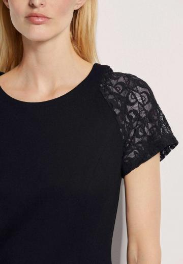 Платье футляр