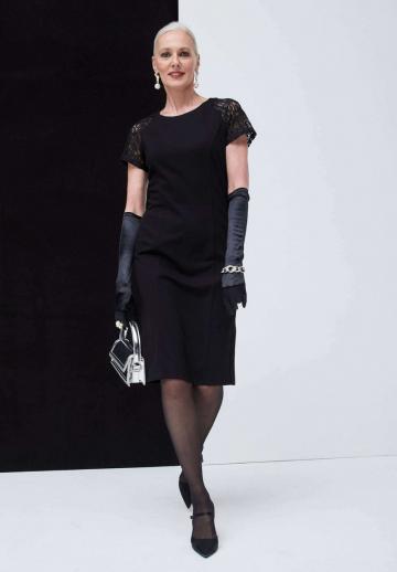 Платье футляр