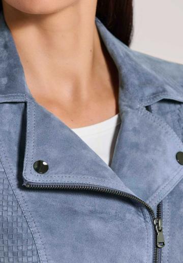 Короткая куртка