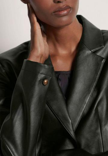 Кожаная куртка